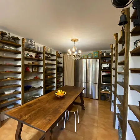 Caelus Masia Boutique